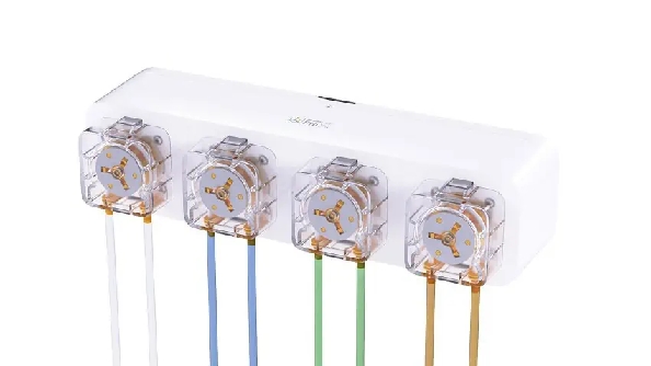 RF Dávkovací čerpadlo PRO X4 (4 motory)